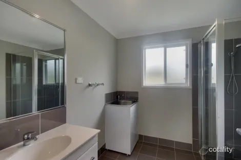 Property photo of 37 Flinders Avenue Killarney Vale NSW 2261