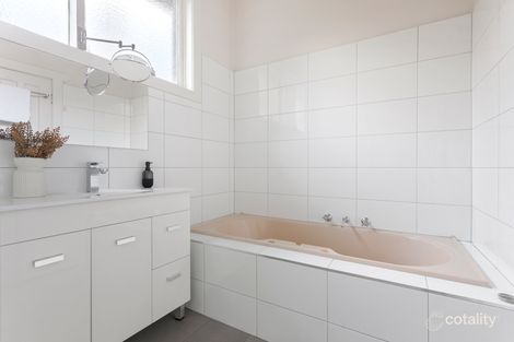 Property photo of 485 Hawthorn Road Caulfield South VIC 3162