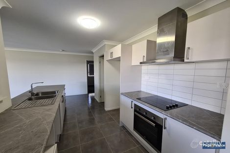 Property photo of 16 Eloise Street Mount Low QLD 4818