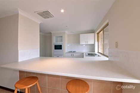 122 Trailwood Dr, Woodvale, WA 6026