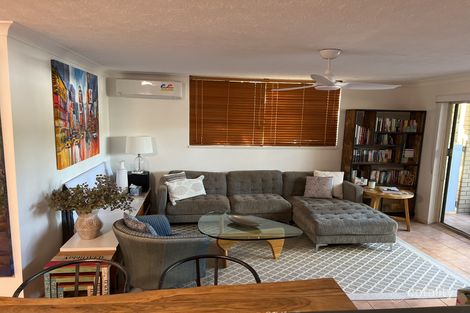 Property photo of 3/18 Stafford Avenue Main Beach QLD 4217