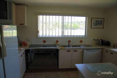Property photo of 1 Yamble Drive Ocean Shores NSW 2483
