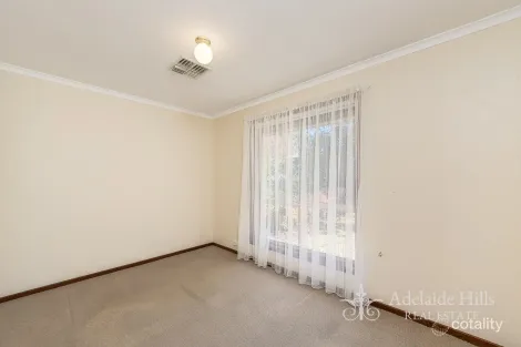 Property photo of 30 Ray Orr Drive Mount Barker SA 5251