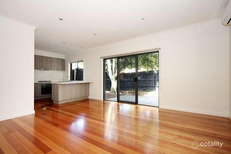 Property photo of 2/8 Kitchener Road Croydon VIC 3136