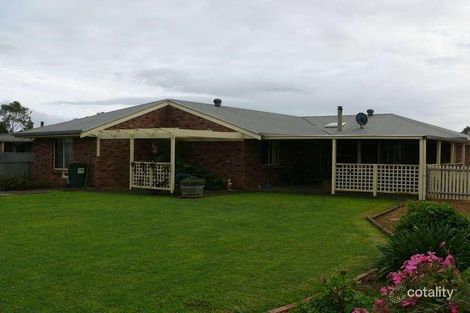 28 Burkett Dr, Strathalbyn, SA 5255