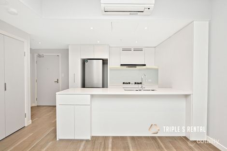 Property photo of 805/3 Foreshore Place Wentworth Point NSW 2127