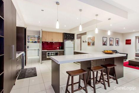 Property photo of 4 Anna Maree Place Caroline Springs VIC 3023