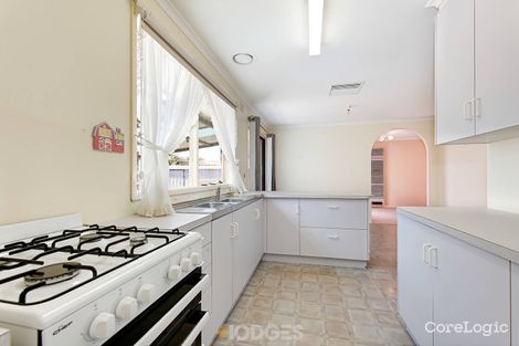 Property photo of 13 Somerset Close Werribee VIC 3030