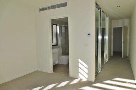 Property photo of 25 Ironbark Crescent Ivanhoe VIC 3079