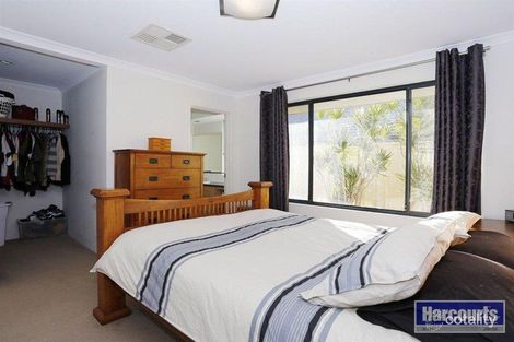 Property photo of 54 Wyatt Road Hocking WA 6065