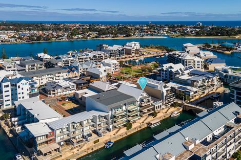 Property photo of 2/12 Torcello Mews Mandurah WA 6210