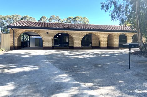 32 Horn Dr, Happy Valley, SA 5159