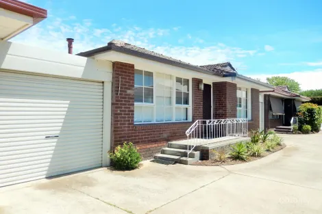 4/40 Coorigil Rd, Carnegie, VIC 3163