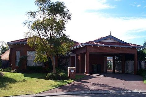 4 Golden Ash Gdns, Helena Valley, WA 6056