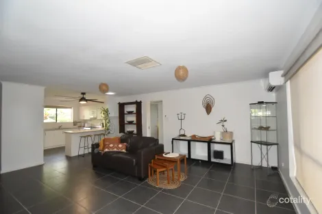 1/5 Beefwood Ct, Sadadeen, NT 0870