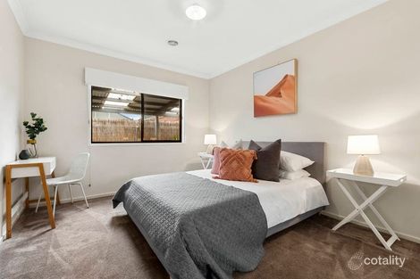 Property photo of 10 Nicole Court Bell Park VIC 3215