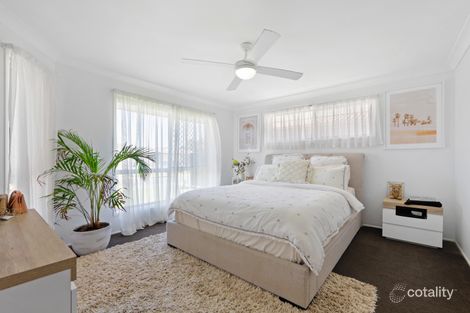 Property photo of 33 Pristine Court Varsity Lakes QLD 4227