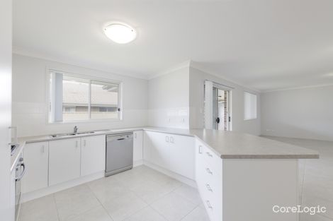 Property photo of 8 Mahogany Crescent Thornton NSW 2322