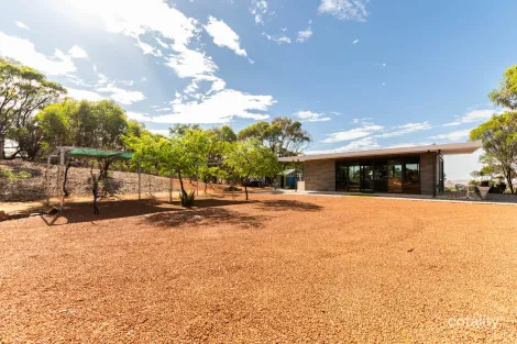 Property photo of 290 Timber Creek Crescent Coondle WA 6566
