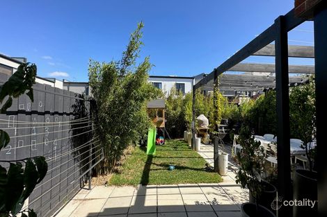 Property photo of 24 Teague Crescent Braybrook VIC 3019