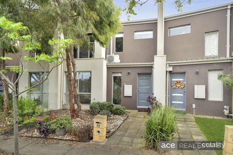 Property photo of 44 Bushlark Crescent Williams Landing VIC 3027