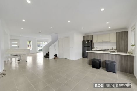 Property photo of 44 Bushlark Crescent Williams Landing VIC 3027
