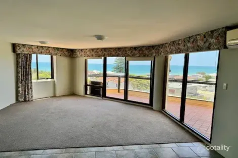 Property photo of 16/6A Valley Road Halls Head WA 6210