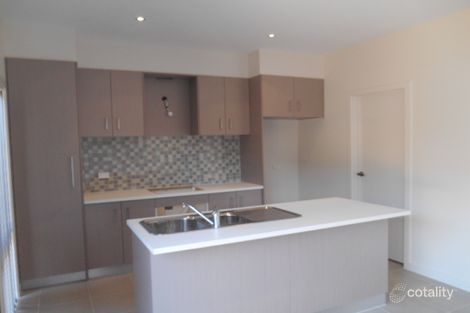 Property photo of 25/4 Delany Lane Craigieburn VIC 3064