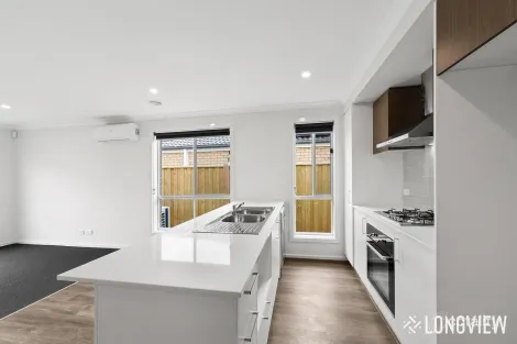 8 Lunar St, Beveridge, VIC 3753