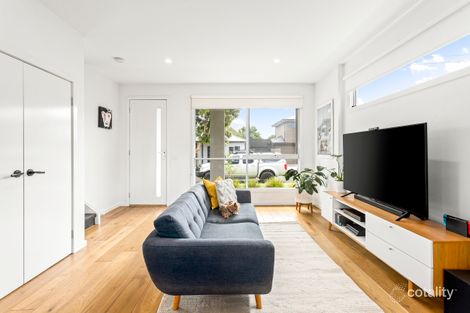 Property photo of 33 Heather Avenue Brooklyn VIC 3012