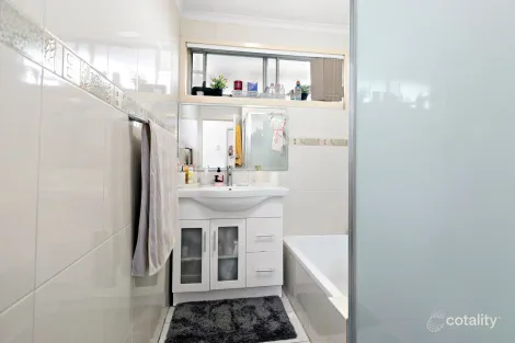 Property photo of 27 Cambridge Way Campbellfield VIC 3061