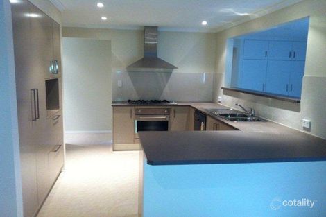 8a Buckley Cres, Fairview Park, SA 5126