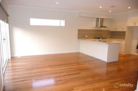 Property photo of 2 Birk Court Gowanbrae VIC 3043