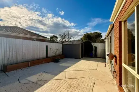 Property photo of 12 Wheat Walk Delahey VIC 3037