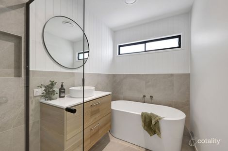 Property photo of 42 Atkinson Drive Karana Downs QLD 4306