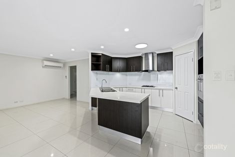 Property photo of 18 Trevi Close Eight Mile Plains QLD 4113