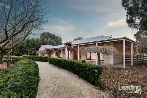 Property photo of 57 Stuartfield Avenue Romsey VIC 3434