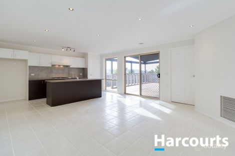 Property photo of 33 Honey Myrtle Way Cranbourne VIC 3977