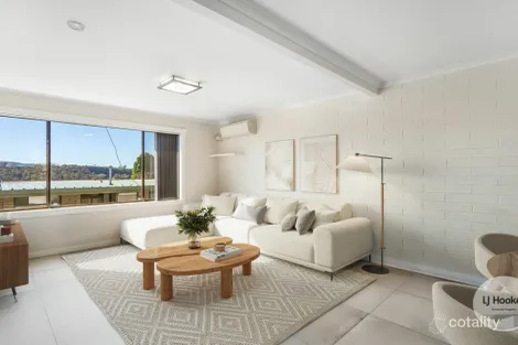Property photo of 1/9 McTavish Avenue North Hobart TAS 7000