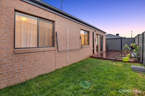 Property photo of 46 Rialto Circuit Craigieburn VIC 3064