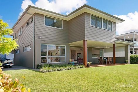 Property photo of 13 Nautilus Crescent St Huberts Island NSW 2257