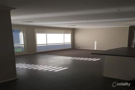 Property photo of 12 Konara Crescent Fletcher NSW 2287