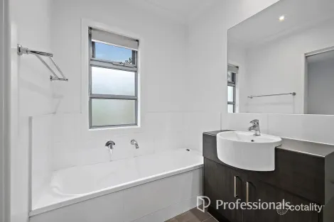 Property photo of 8/1 Alfrick Road Croydon VIC 3136