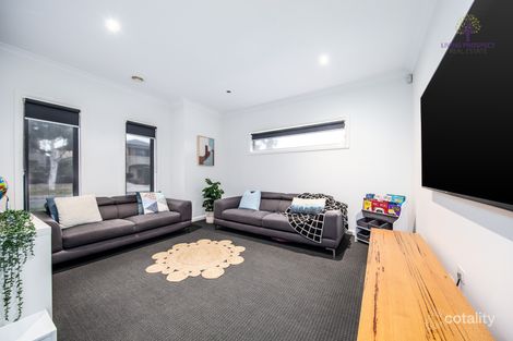 Property photo of 31 Hollywood Avenue Point Cook VIC 3030