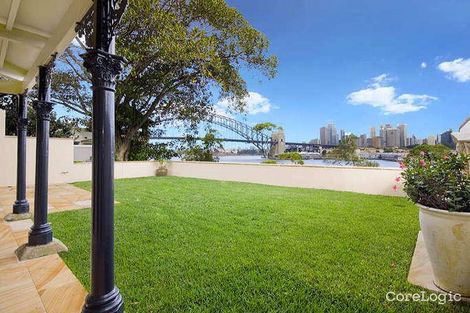 Property photo of 9 Warung Street McMahons Point NSW 2060