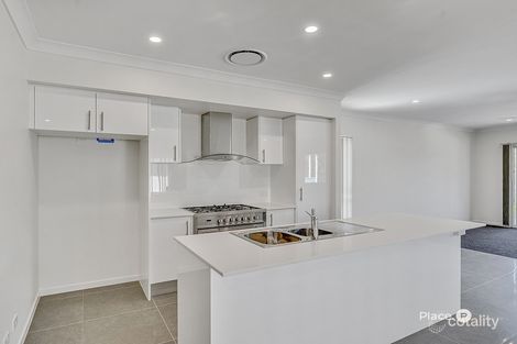 Property photo of 33 Sierra Drive Spring Mountain QLD 4300