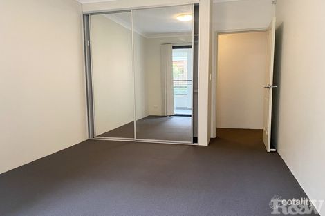 Property photo of 1/20 Fourth Avenue Blacktown NSW 2148