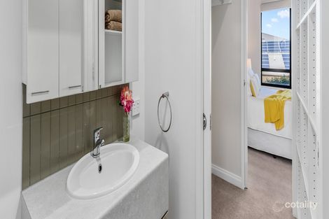 Property photo of 325/1A Gowanbrae Drive Gowanbrae VIC 3043