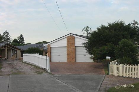 Property photo of 10 Monash Close Tanilba Bay NSW 2319