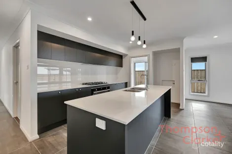 80 Settlers Bvd, Chisholm, NSW 2322